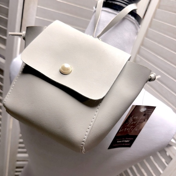 NEW•5⭐️•CREME DE LA CREME GRACIELA SLATE GRAY MINIMALIST PEARL TAB MINI-BAG• - Picture 6 of 16